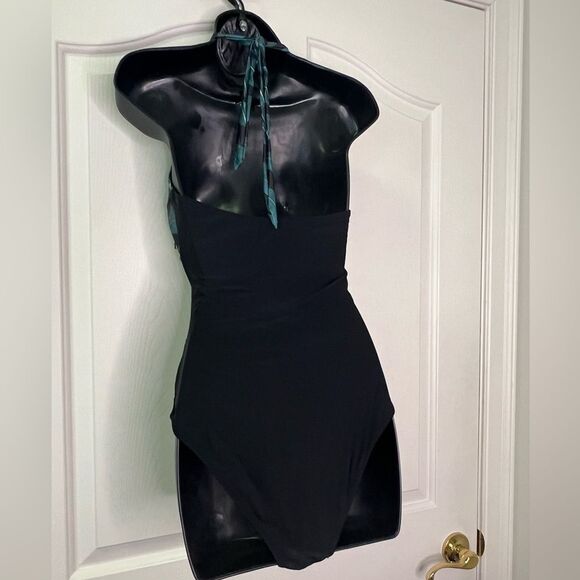 NWOT 1 Piece Swimsuit - Picture 6 of 6